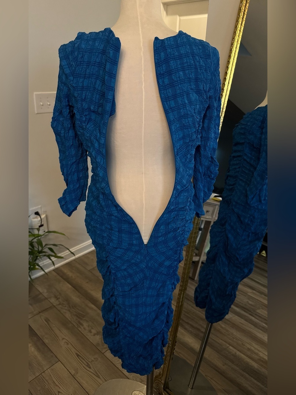 Zara Electric Blue Long Sleeve Ruched Midi Dress - Picture 10 of 12